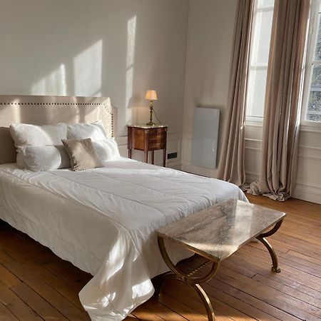 Appartement Paris 7Eme Invalides/ Tour Eiffel 1Er Etage Esterno foto