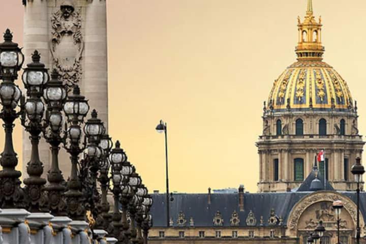Appartement Paris 7Eme Invalides/ Tour Eiffel 1Er Etage Esterno foto