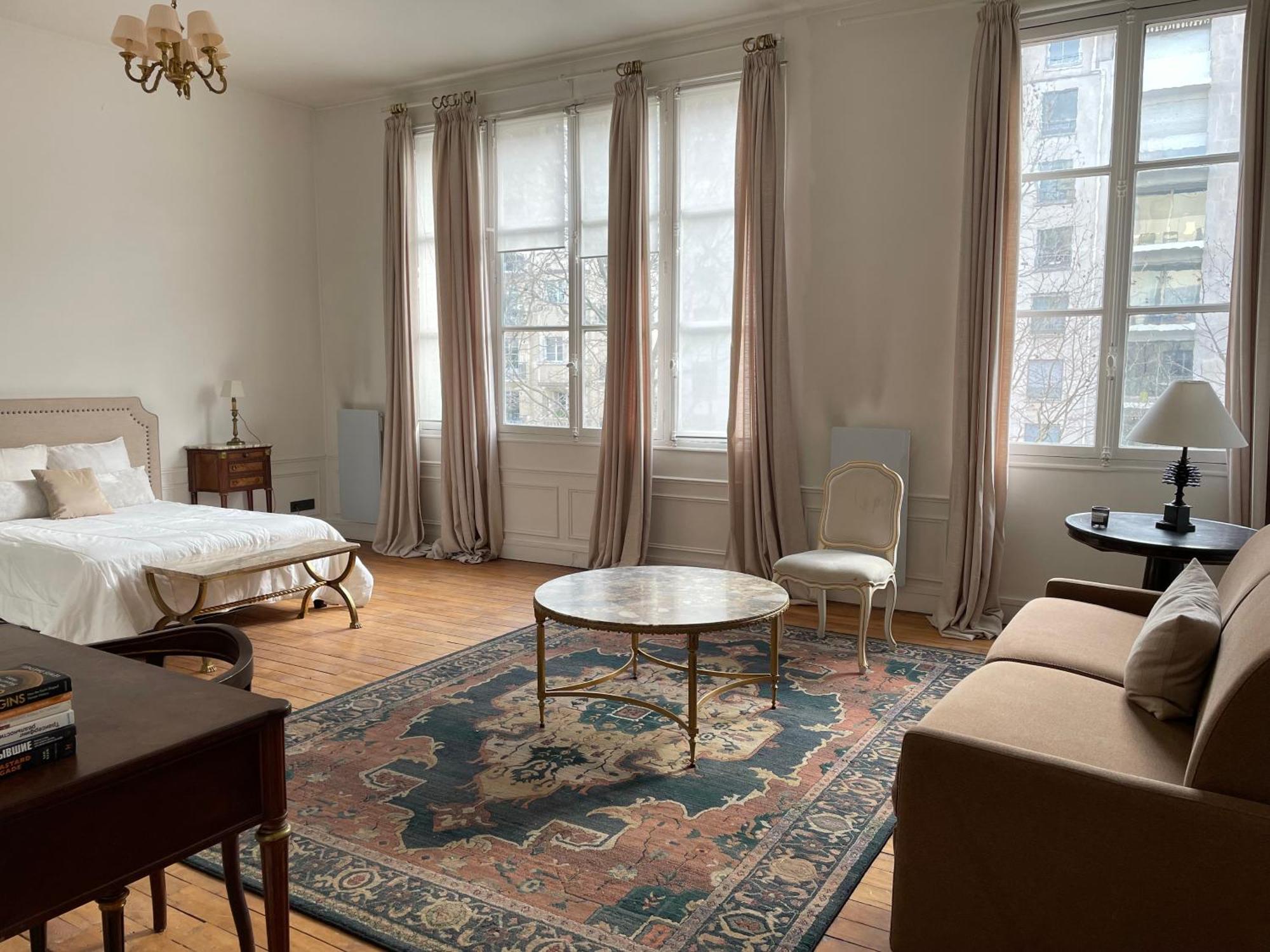 Appartement Paris 7Eme Invalides/ Tour Eiffel 1Er Etage Esterno foto